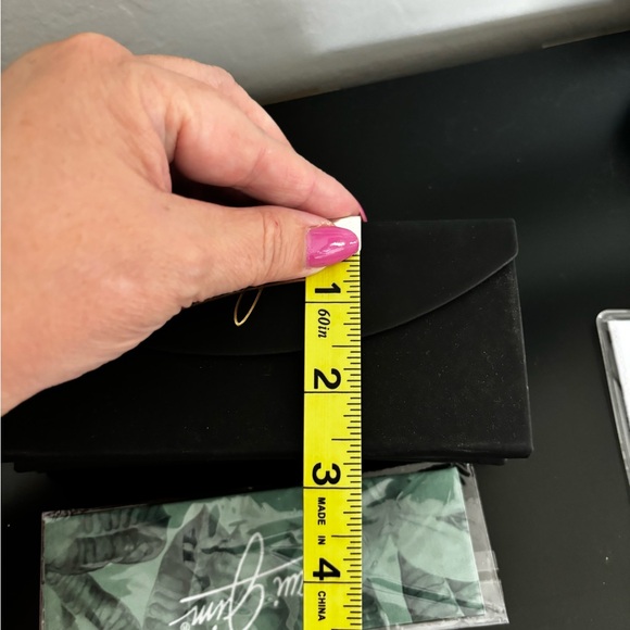 Maui Jim eyeglass sunglasses case - Picture 4 of 7